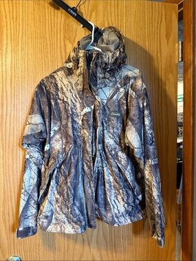 Women's hunting jacket